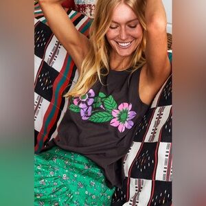 XIRENA Malibu Nights True Tank Top Black Gray Floral Muscle Tee Retro 90s Grunge